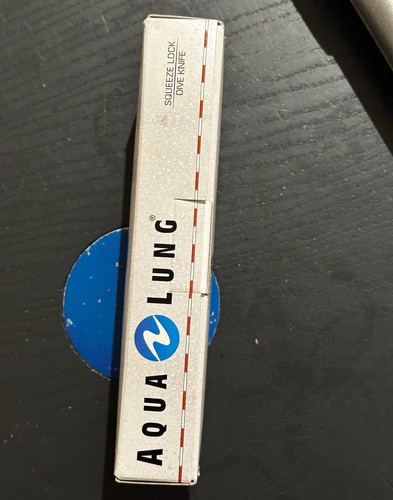 Aqua lung squeeze lock dive - lung,
