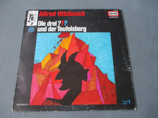 Die drei fragezeichen - drei, und
