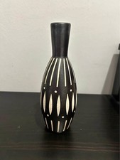 Vase schwarz weiß