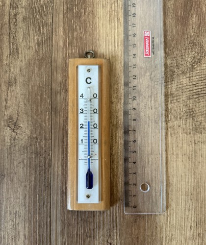 Altes thermometer aus - altes,