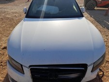 8T0823029D motorhaube für