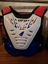 UFO Reactor Brustprotektor, speziell für den Einsatz im Motocross oder Enduro.
