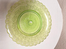 großer antiker Glasteller Pressglas  D=27cm, H=4 cm, mit minim. Farbabweichung