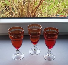 3 Cocktailgläser - rot -