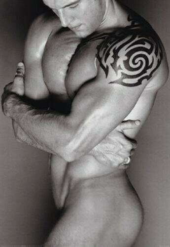 Black white male torso - black,