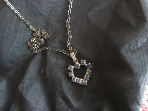 Kleines collier herzform - collier, in