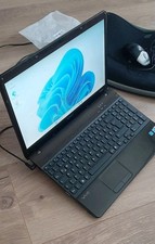 Sony Vaio 15.6 Zoll  Windows 11 / 256 GB SSD Festplatte 8GB RAM Akku Neu 