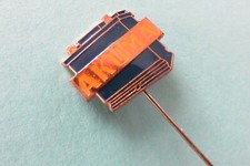 AKUMA  Batterie  Autobatterie      Anstecknadel     Abzeichen