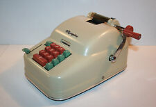 Olympia "1182-03089" / Antike Kurbel-Rechenmaschine / Optisch wie neu!