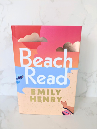 Beach read emily henry - –,