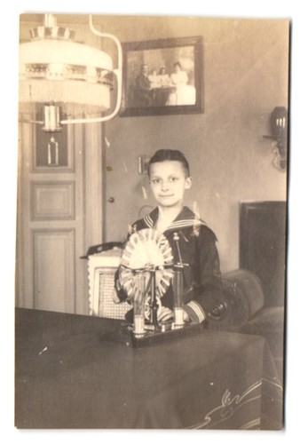 Fotografien knabe spielt - fotografien,