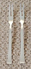 2 (x) versilberte Fleischgabel
