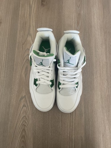 Air jordan metallic green - air,