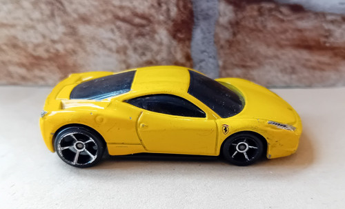 2010 hot wheels ferrari - wheels,