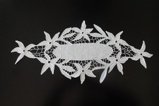 Richelieu Spitze Tischläufer