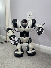 Robosapien Black & White Robot