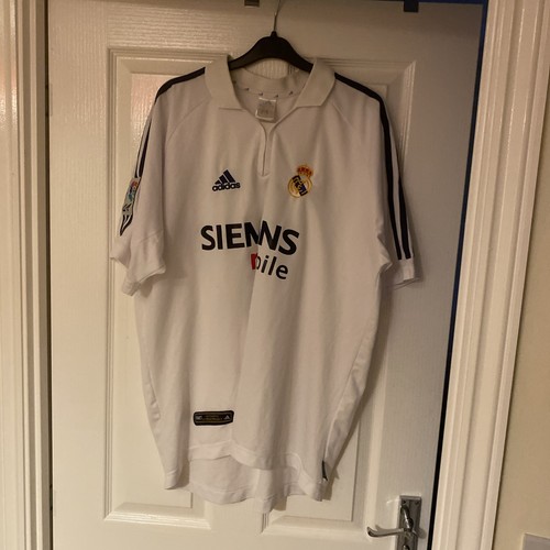 Real madrid heim fußball - real,