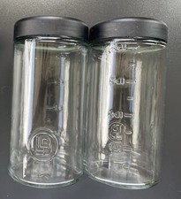 2 leere Gläser von Lakrids by Bülow Skala bis ca. 400 ml als Messbecher nutzbar