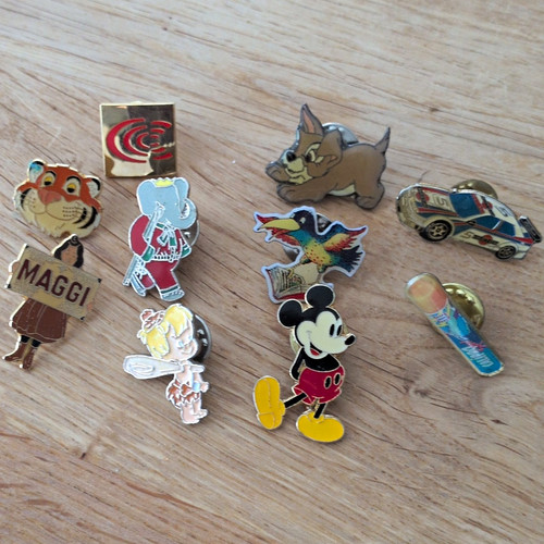 Set konvolut aus pins - aus,