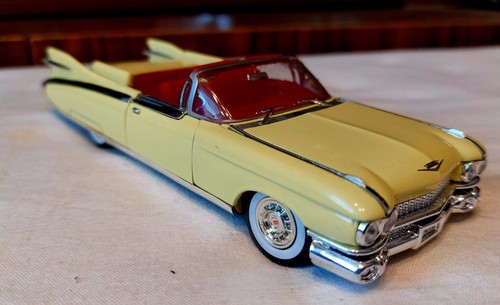 Modellbau auto cadillac - auto,