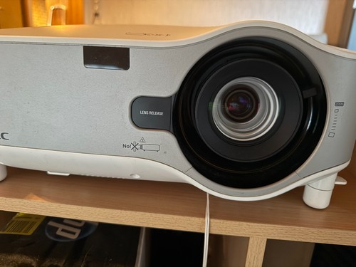 Beamer nec np3250 - nec,
