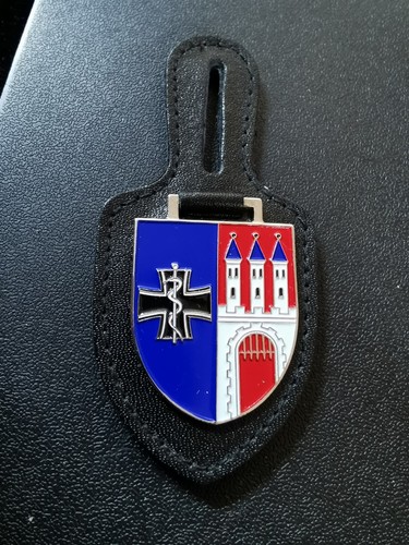 Brustanhänger