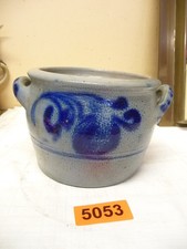 5053.      Alter Steingut Topf Deko  Schmalztopf old earthenware pot