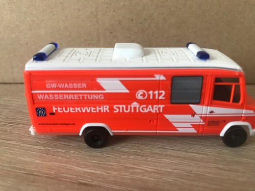 Feuerwehr stuttgart mercedes - stuttgart,