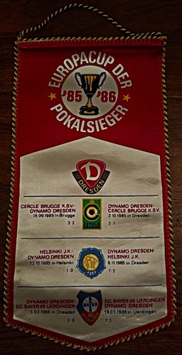 Fußballwimpel dynamo - fußballwimpel,