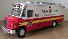 Code 3 FDNY 1:32 Maßstab Druckguss MT-55 FREIGHTLINER, Sammlerstück