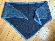 Damen flauschig warmes Dreieckstuch blau Viskose ca. 196 x 120 x 130 cm
