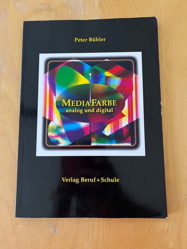Mediafarbe analog und - -,