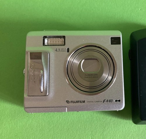 Fujifilm f440 silber kompakt - fujifilm,