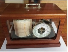 Barograph (Zeigerscheibe und