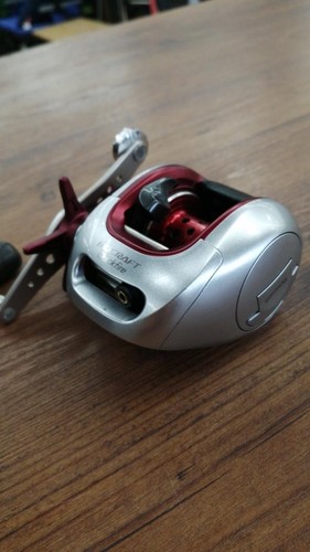 Shimano dual handle reel - handle,