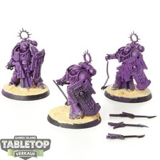 Space Marines - 3 Bladeguard