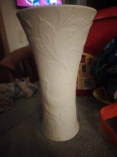 Kaiser bisquit reliefvase - ak,