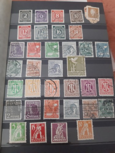 Briefmarkenalbum gut - -,