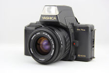 Yashica 230 AF mit Objektiv 35-70mm 1:3.5-4.5 und Blitz Spiegelreflex # 8676
