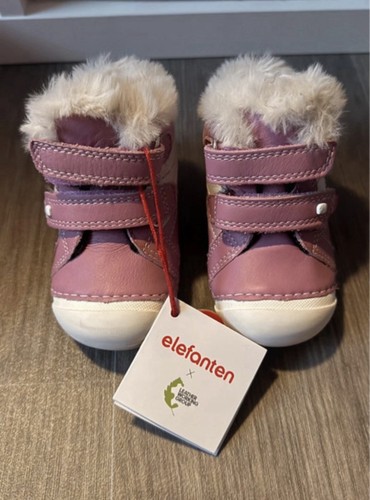 Schuhe von elefanten 19 - von, gr.