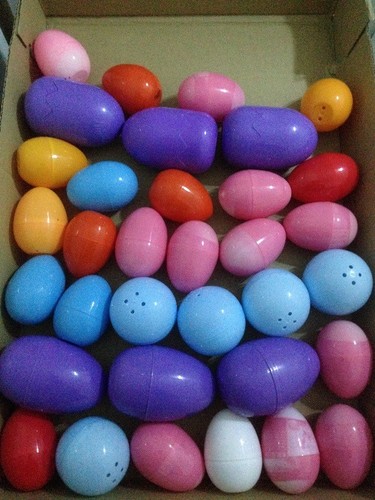 Leere kapseln eier kugeln - leere,
