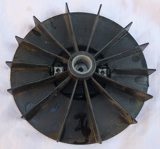 Messernabe Messeraufnahme Ø16mm für Elektro Rasenmäher Wolf Garten 2.37 XC