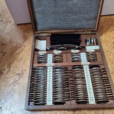 Brillenbestimmungskasten Ill, Refraktionskasten