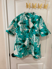 COS green and white marble