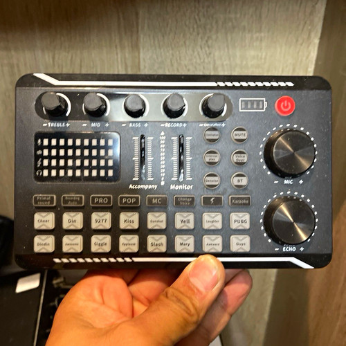 Audio-Interface/Audio-MIDI-Con