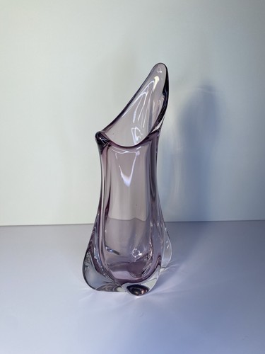 Formschöne asymmetrische - ,