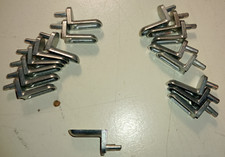 IKEA - BESTA Regal Bodenträger - 17x113301, 8x115443, 8x115444 plus 14 Schrauben