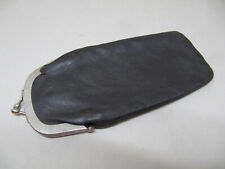 Vtg Brillenetui Leder Metallbügel Klippverschluss weinrotes Innenfutter _ 70er