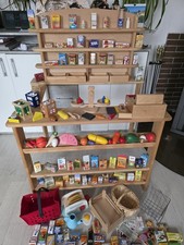 Kaufmannsladen mit Zubehör