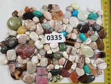 Edelsteine-Halbedelsteine